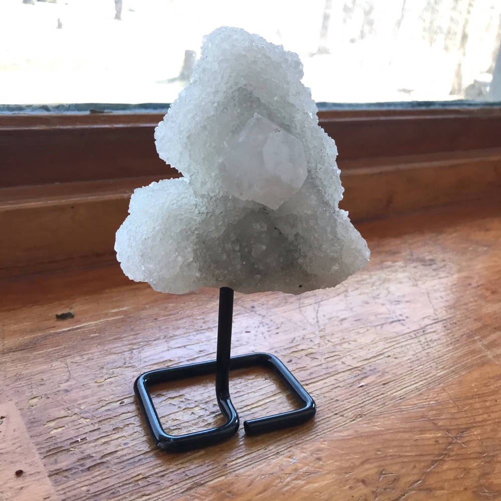 Mounted Quartz Crystal